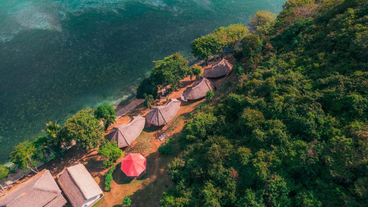 Khabita Beach Resort Lembar  Extérieur photo