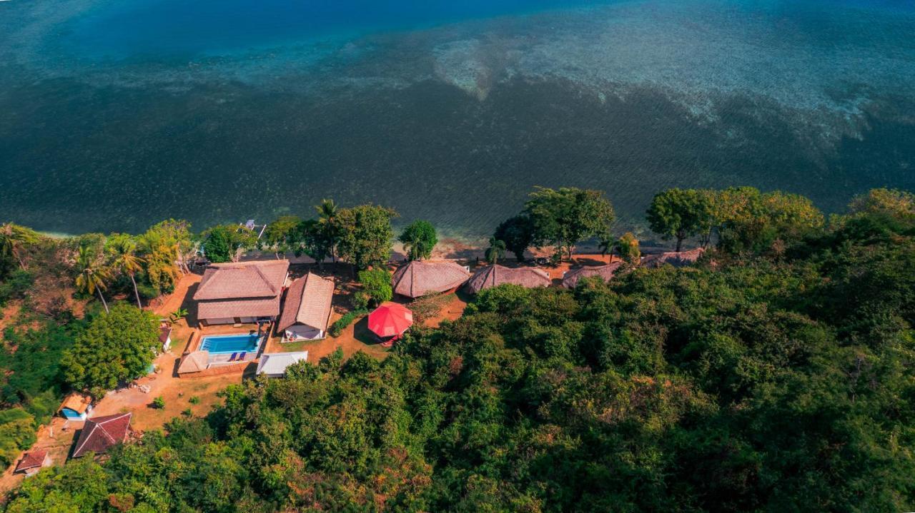 Khabita Beach Resort Lembar  Extérieur photo