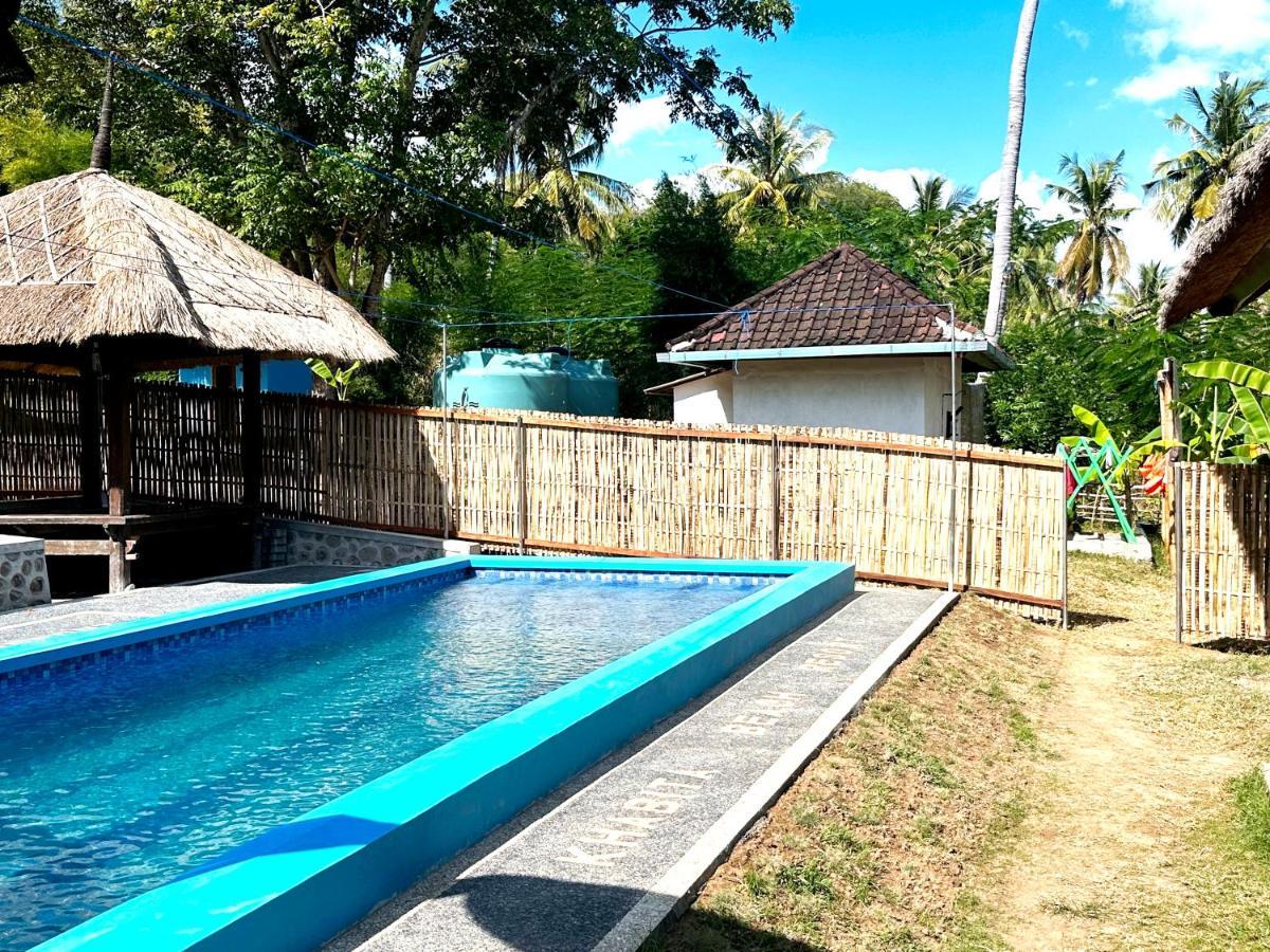 Khabita Beach Resort Lembar  Extérieur photo